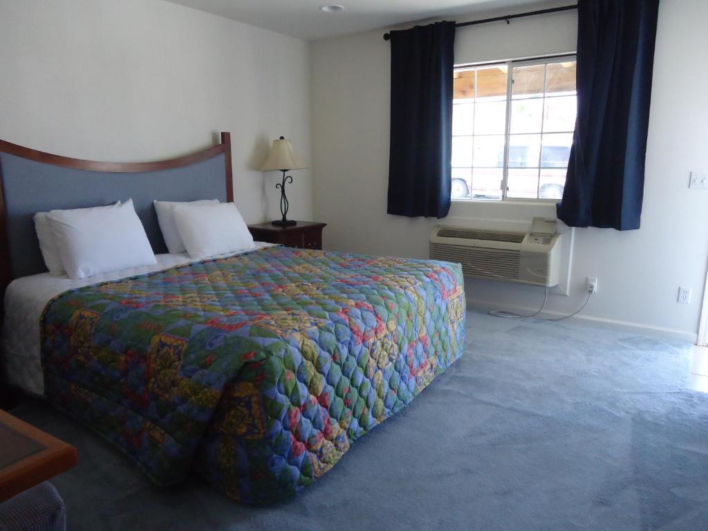 River Valley Inn Needles Quarto foto